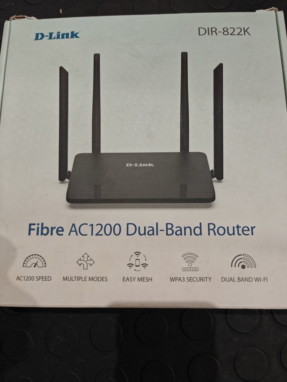 D-Link DIR-822K Fibre AC1200 Dual-Band Wi-Fi Router — 4 x 5dBi Antennas, EasyMesh, WPA3 (Used, Boxed)