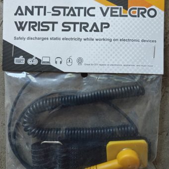 Sprotek ST-A601 anti-static Velcro wrist strap (illustrative photo of a packaged unit)